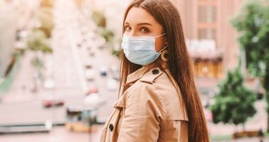 Stire din Sănătate : Poluarea atmosferică și efectele sale asupra pielii