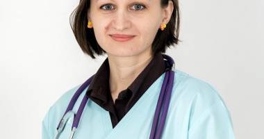 Stire din Sănătate : De ce abuzează părinții de antibiotice în tratarea copiilor