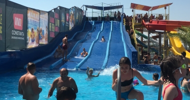 Galerie foto. Vara asta strigăm "Pârtieeee!", pe toboganele de la Eforie Aqua Park - 4