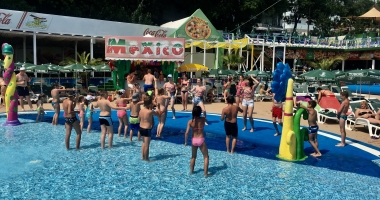 Vara asta strigăm "Pârtieeee!" pe toboganele de la Eforie Aqua Park - 4