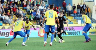 Stire din Sport : Egal fără goluri la Ovidiu. "Dacă eram mai lucizi, puteam obține victoria"