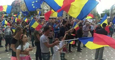 Stire din Economie : Fierbe țara! E groasă rău, dacă și patronii au început să protesteze!