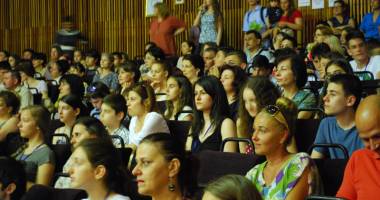 Ei sunt premianții concursului  de chimie  "Raluca Ripan" - 2