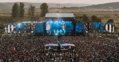 Stire din Cultură-Educație : Surprize mari în acest an la Electric Castle 2025. Cine va urca pe scena festivalului