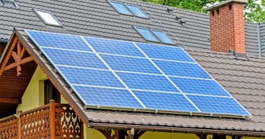 Stire din Economie : S-a dat startul Programului "Electric Up". Avans de până la 50% pentru beneficiari
