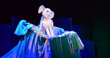 Stire din Cultură-Educație : "Elefănțelul curios" se reîntâlnește  cu cei mici