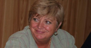 Stire din Sport : Elena Frîncu: "Nu fac afaceri cu Nicușor Constantinescu!"
