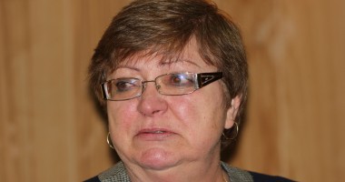 Stire din Politică-Administrație : Elena Frâncu, cetățean de onoare al județului Constanța