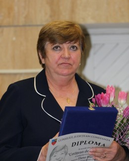 Stire din Politică-Administrație : Elena Frîncu, cetățean de onoare al județului Constanța