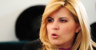 Stire din Politică-Administrație : UDREA îl atacă pe PONTA: "Va fi candidatul baronilor locali!"