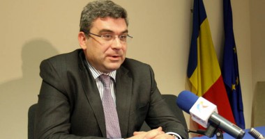 Stire din Politică-Administrație : Teodor Baconschi: "Elena Udrea, posibil candidat la președinție"