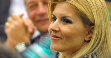 Stire din Eveniment : DNA - recurs în casaţie împotriva deciziei prin care Elena Udrea şi Ioana Băsescu au scăpat de condamnări