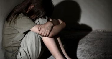 Stire din Eveniment : De necrezut! O elevă care mergea la școală a fost răpită, dusă într-o locuință și agresată sexual