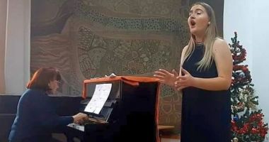 La 18 ani, Denisa Ștefania Lucan cucerește cu vocea ei minunată - 3