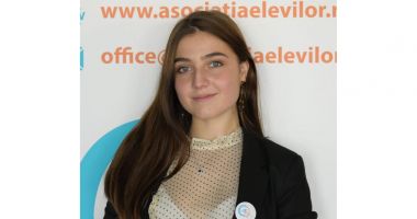 Stire din Cultură-Educație : Eleva Sabina Spătariu, în Consiliul de Conducere al Fundației Județene pentru Tineret