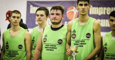Stire din Social : Elevii constănțeni, premianți la sport