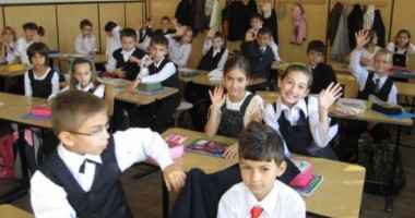 Stire din Cultură-Educație : Înscrierea la clasa pregătitoare, într-o singură etapă