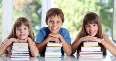Stire din Cultură-Educație : SCHIMBĂRI IMPORTANTE ÎN ÎNVĂȚĂMÂNTUL PRIMAR. Liviu Pop vrea să elimine calificativele!