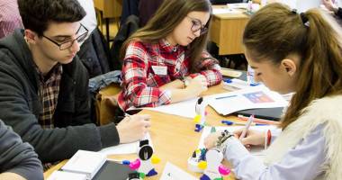 Stire din Cultură-Educație : Elevi din 14 licee constănțene și-au pus la bătaie imaginația
