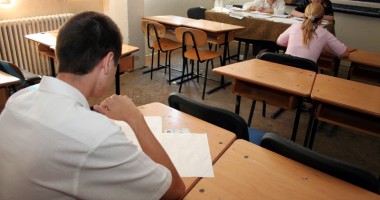 Un nou DEZASTRU? Trece cine poate de BACALAUREATUL 2013 - 2