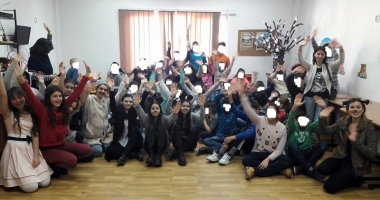 Stire din Cultură-Educație : Elevii Colegiului de Artă, actori pentru o zi