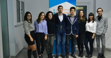 Stire din Cultură-Educație : Elevii constănțeni au un nou președinte. Mandatul lui Alexandru Manda s-a încheiat. Cine îi ia locul