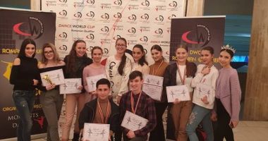 Stire din Cultură-Educație : Elevii de la Colegiul "Regina Maria" vor dansa în Portugalia