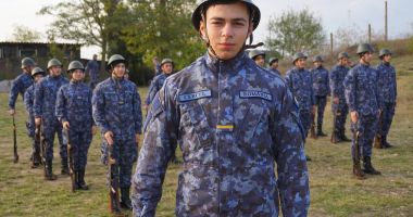 Elevii Şcolii de Maiştri Militari a Forţelor Navale, pregătiți pentru depunerea jurământului