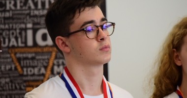 Au îngenuncheat America! Nouă elevi constănțeni, premiați de NASA - 7