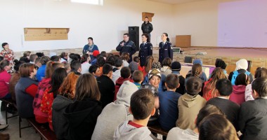 Elevii și părinții din Nicolae Bălcescu s-au întâlnit cu polițiștii - 3