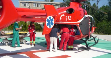 Stire din Sănătate : 50 de persoane salvate cu elicopterul SMURD în ultimele zile