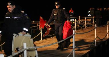 IMAGINILE TRAGEDIEI / ELICOPTER PRĂBUȘIT ÎN LACUL SIUTGHIOL / Galerie foto - 24