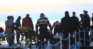 Stire din Eveniment : Co-pilotul elicopterului SMURD, găsit la o adâncime de 6 metri, legat de scaun