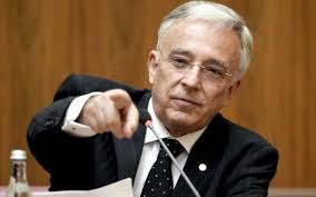Stire din Economie : Elitele intelectuale sunt fermentul acțiunii umane, afirmă Mugur Isărescu