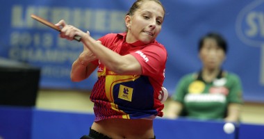 Eliza Samara și compania intră "în focurile" grupelor