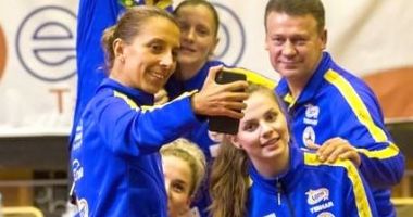 Stire din Sport : Eliza Samara „sfidează” virusul Covid-19 cu două victorii