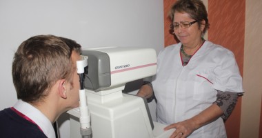 Stire din Sănătate : Sfaturi pentru tratarea conjunctivitei alergice