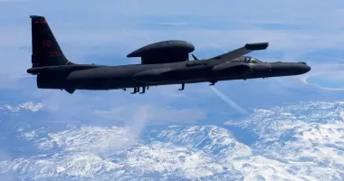 Stire din Actualitate : Elveția a refuzat survolarea teritoriului său de către avioane militare americane