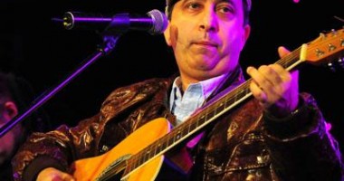Stire din Cultură-Educație : Ultimul concert folk la Harlequin