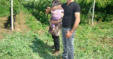 O familie cu un copil de trei ani, fugită din Iran, prinsă la graniță - 3