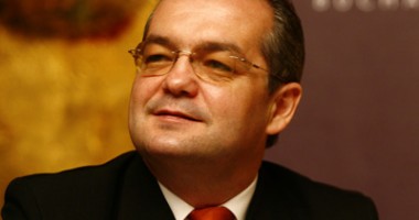 Emil Boc: Voi demisiona dacă țintele economice asumate pentru anul viitor nu vor fi îndeplinite