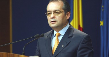 Stire din Politică-Administrație : "Regret că sindicatele nu participă la dialog"