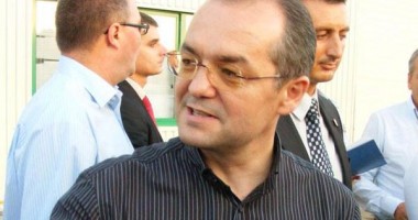 Stire din Politică-Administrație : "Mazăre a devenit mascota USL"