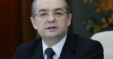 Stire din Politică-Administrație : Cutremur în PDL: Emil Boc nu mai este președintele partidului