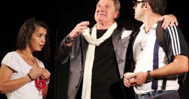 Stire din Cultură-Educație : "Emil Hossu era foarte bucuros că este iubit de constănțeni"
