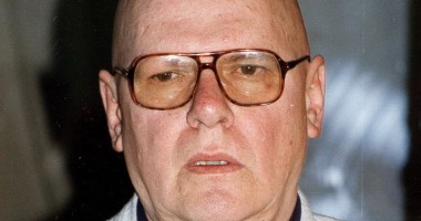 Stire din Cultură-Educație : Răzvan Theodorescu, invitat la Tabăra de pictură "Briza Mării"
