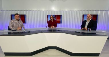 Stire din Actualitate : „Jurnaliştii în direct” - Zoom pe actualitate cu Răzvan Pantelimon, Mircea Ghiță și Cătălin Huțu