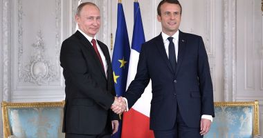 Stire din Actualitate : Emmanuel Macron îl va primi pe Vladimir Putin, la 19 august