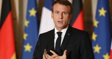Stire din Actualitate : Emmanuel Macron condamnă atacurile regimului sirian în regiunea Idlib