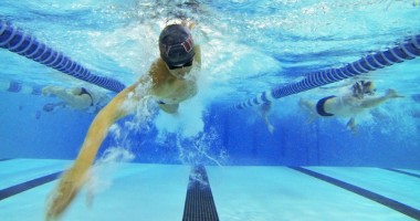 Stire din Sport : Emoții pentru "delfinii" Farului